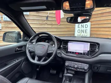 DODGE Durango 5 7L R T AWD 6S. H&K ACC Schiebdach