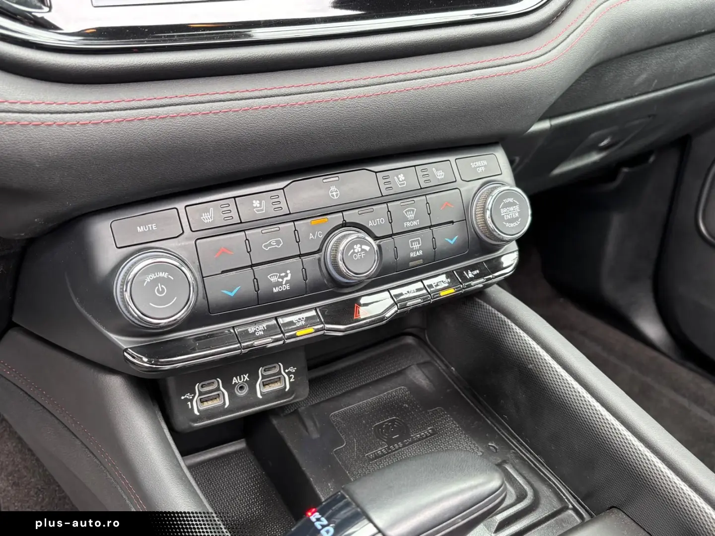 DODGE Durango 5 7L R T AWD 6S. H&K ACC Schiebdach