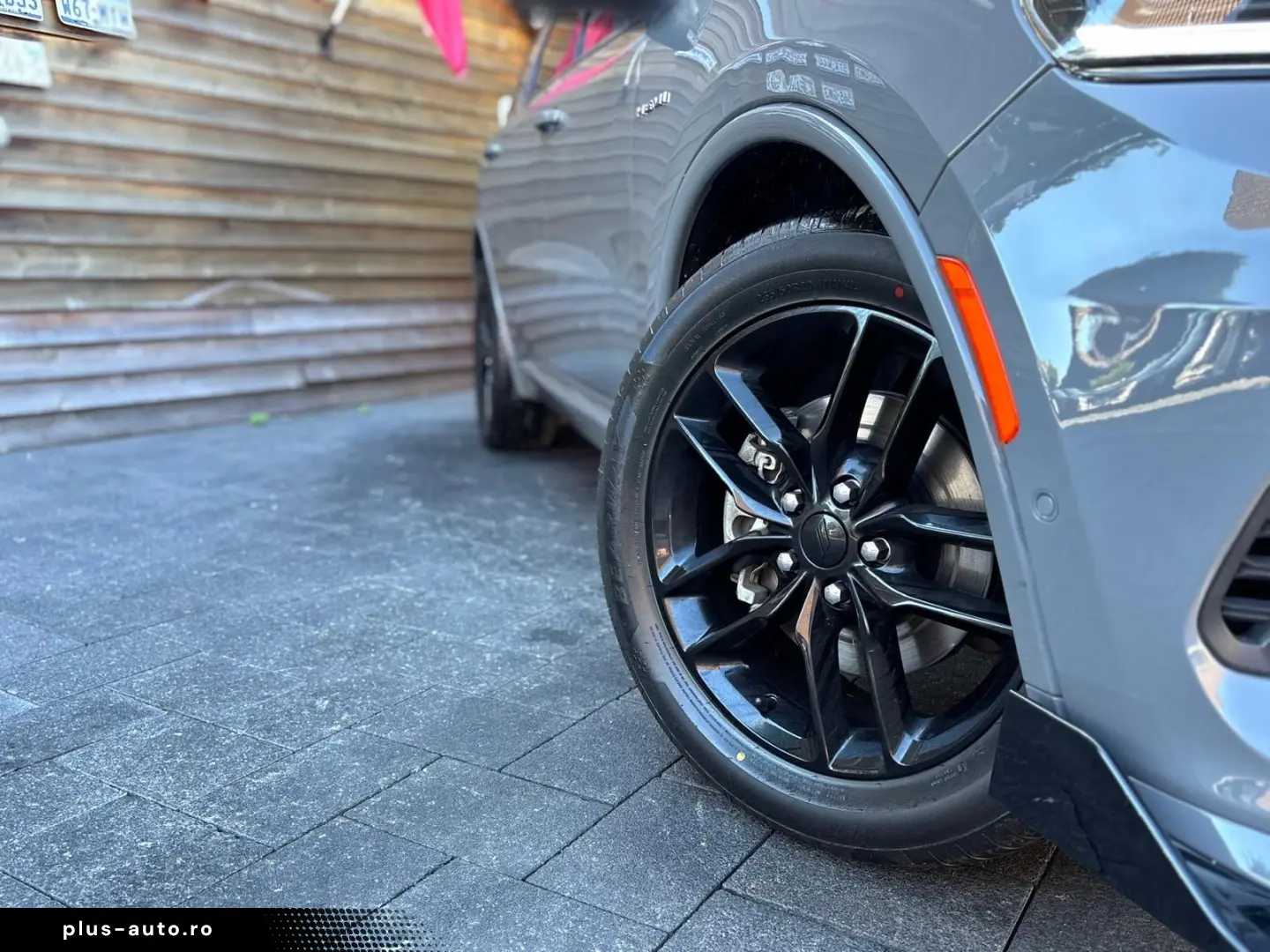DODGE Durango 5 7L R T RWD 6S. 10´´ Display LED