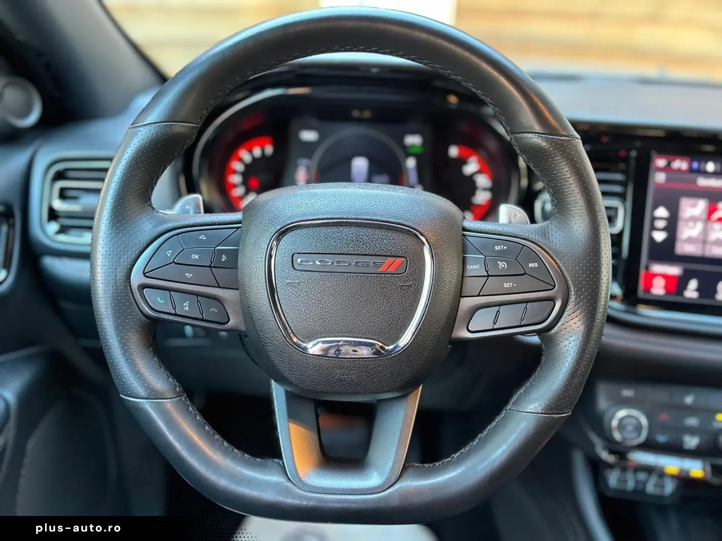 DODGE Durango 5 7L R T RWD 6S. 10´´ Display LED