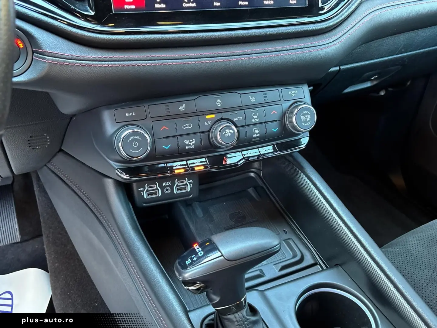 DODGE Durango 5 7L R T RWD 6S. 10´´ Display LED