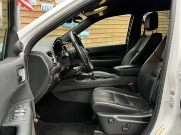 DODGE Durango 5 7L R T RWD 7S. 10´´ Display SZH