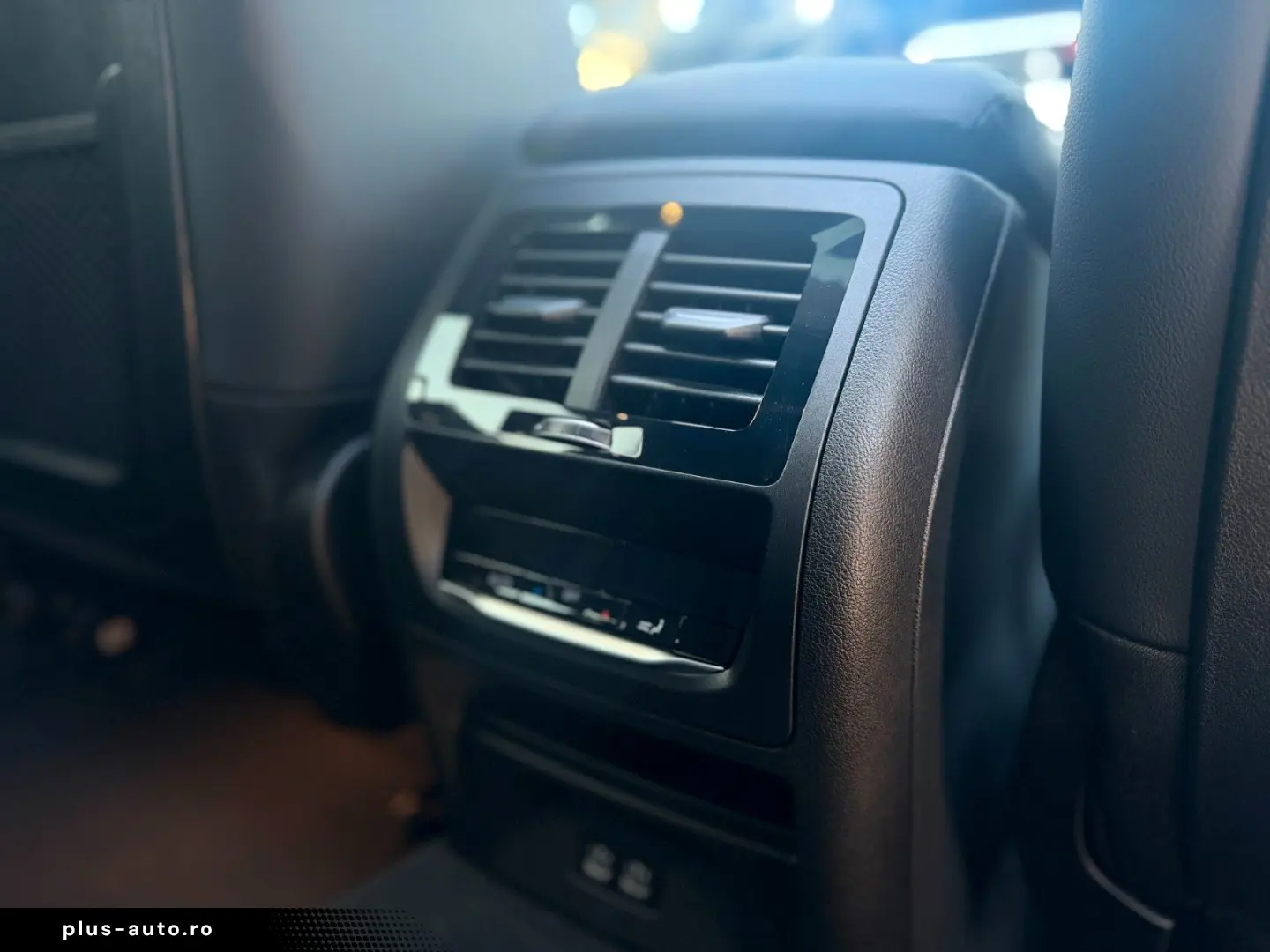 BMW X4 xDrive 30i M Automobile 245 PS AHK PANO LASER