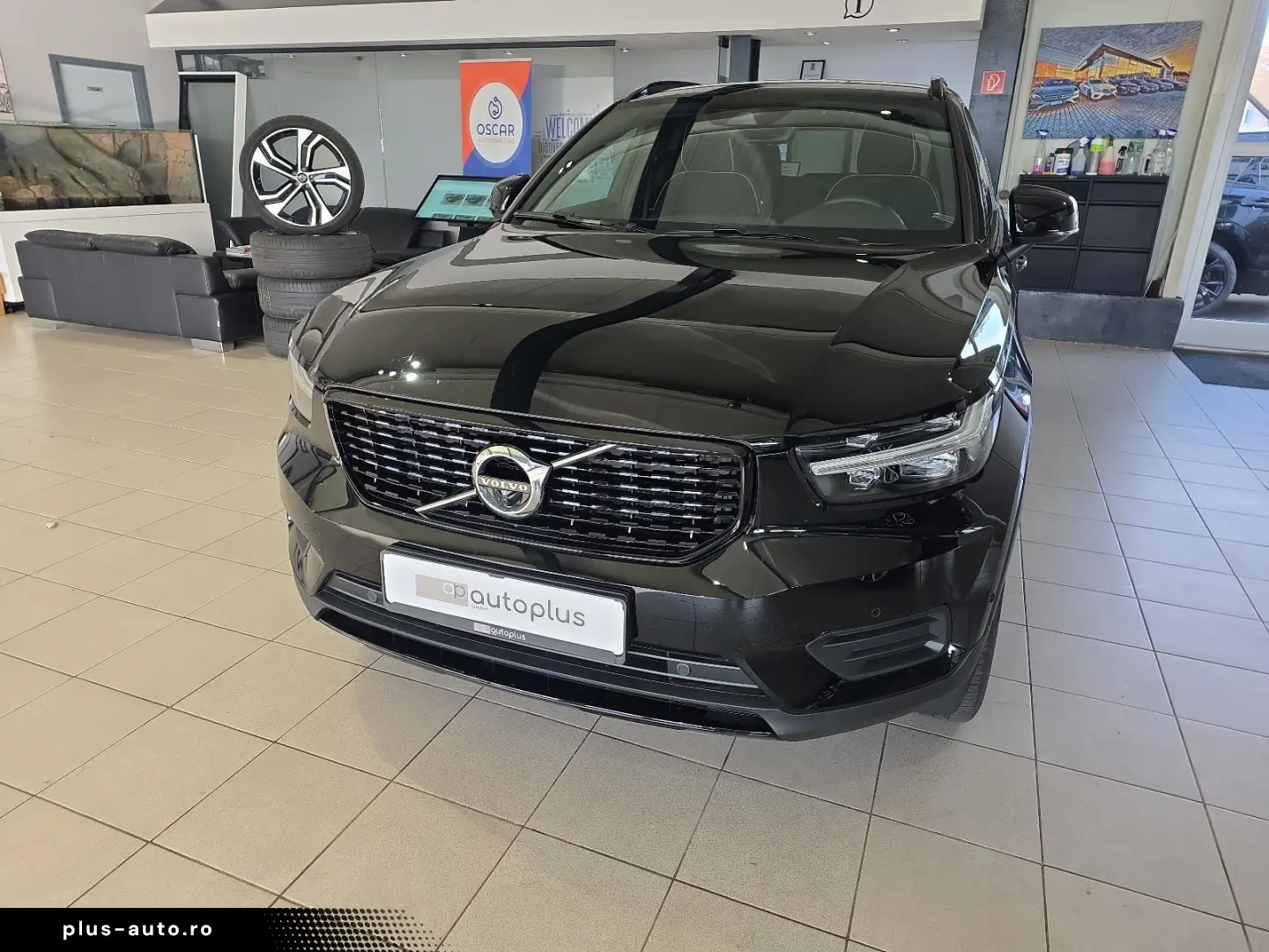 VOLVO XC40 T3 R-Design ACC AHK 360  H K LED 19  SHZ