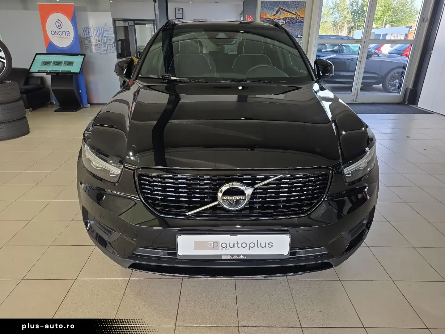 VOLVO XC40 T3 R-Design ACC AHK 360  H K LED 19  SHZ