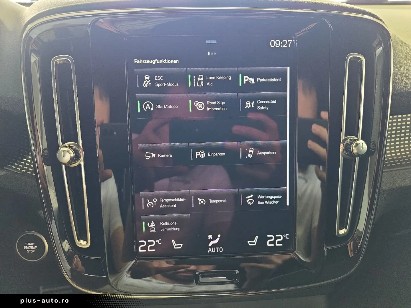 VOLVO XC40 T3 R-Design ACC AHK 360  H K LED 19  SHZ