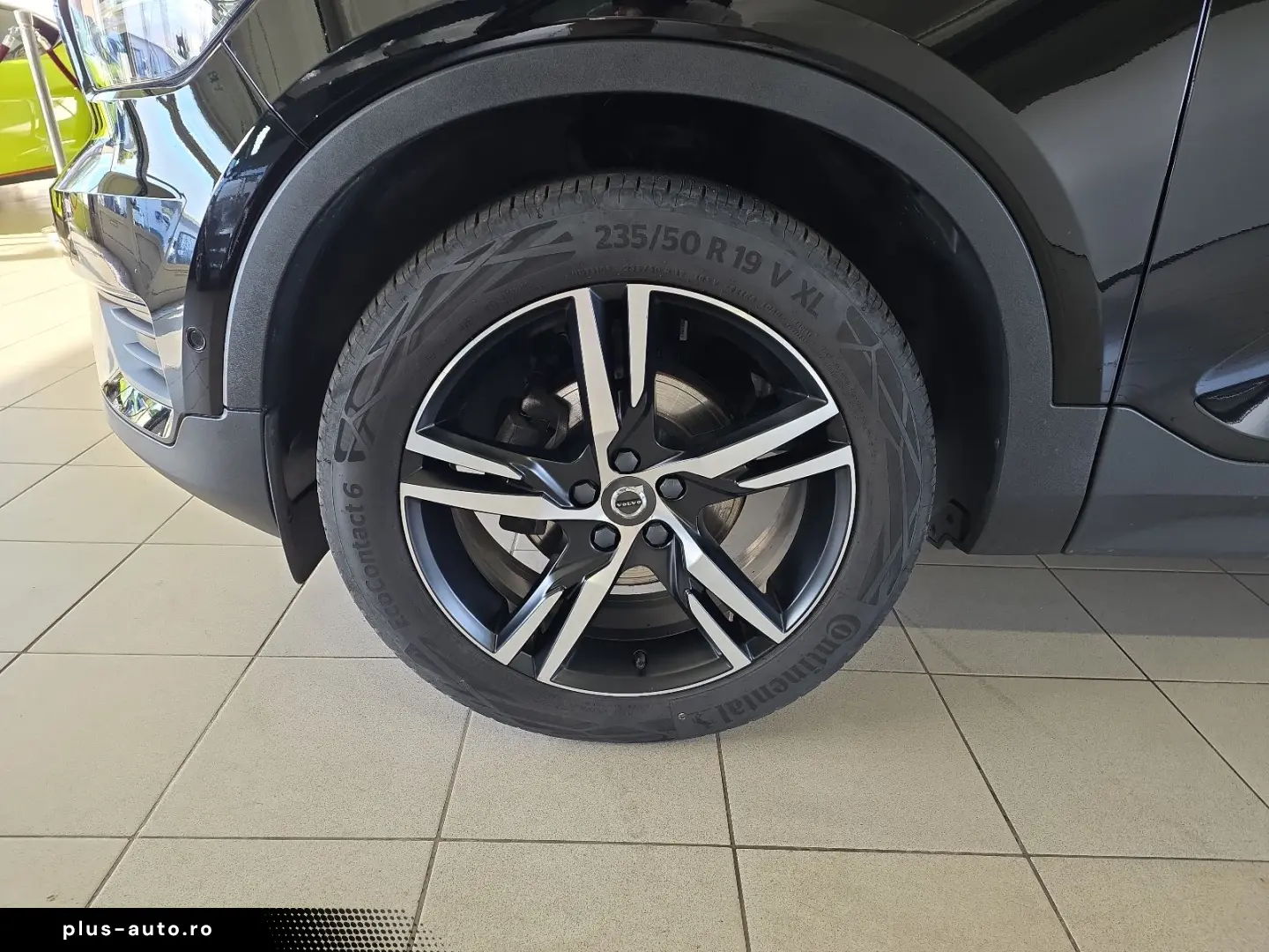 VOLVO XC40 T3 R-Design ACC AHK 360  H K LED 19  SHZ