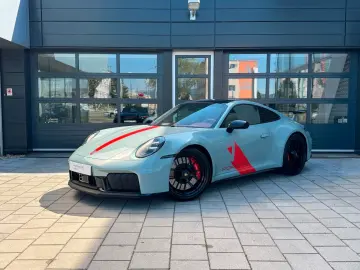 PORSCHE 911 Carrera 4 GTS T-Hybrid