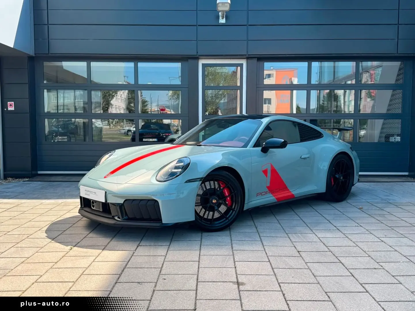 PORSCHE 911 Carrera 4 GTS T-Hybrid