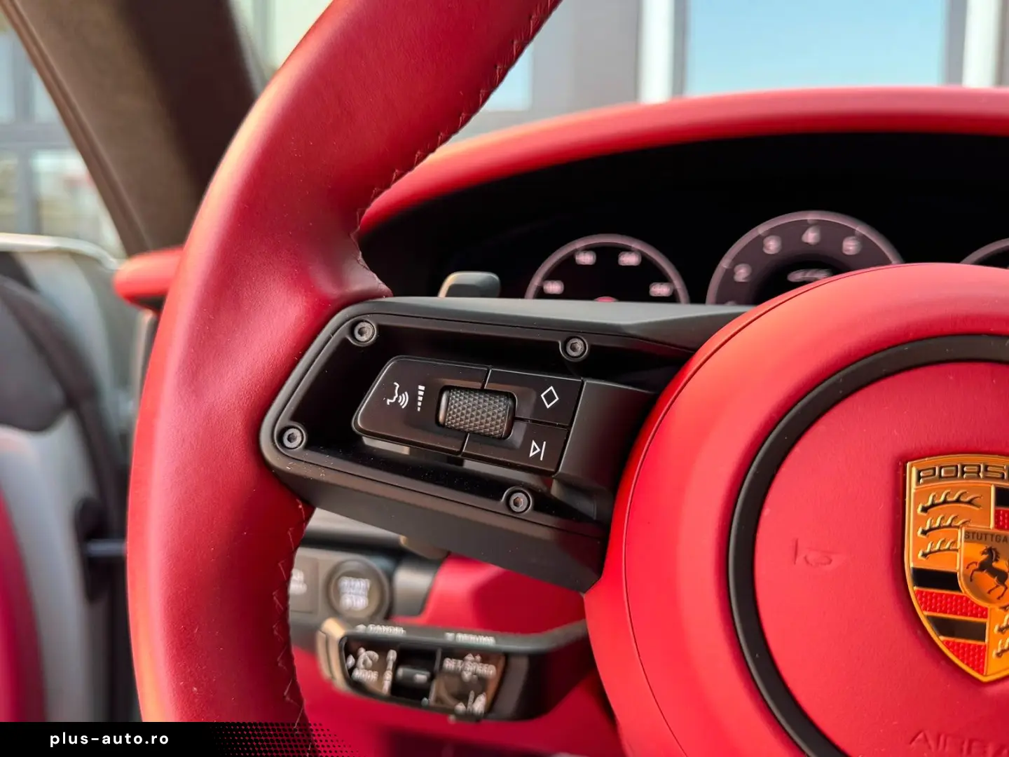 PORSCHE 911 Carrera 4 GTS T-Hybrid