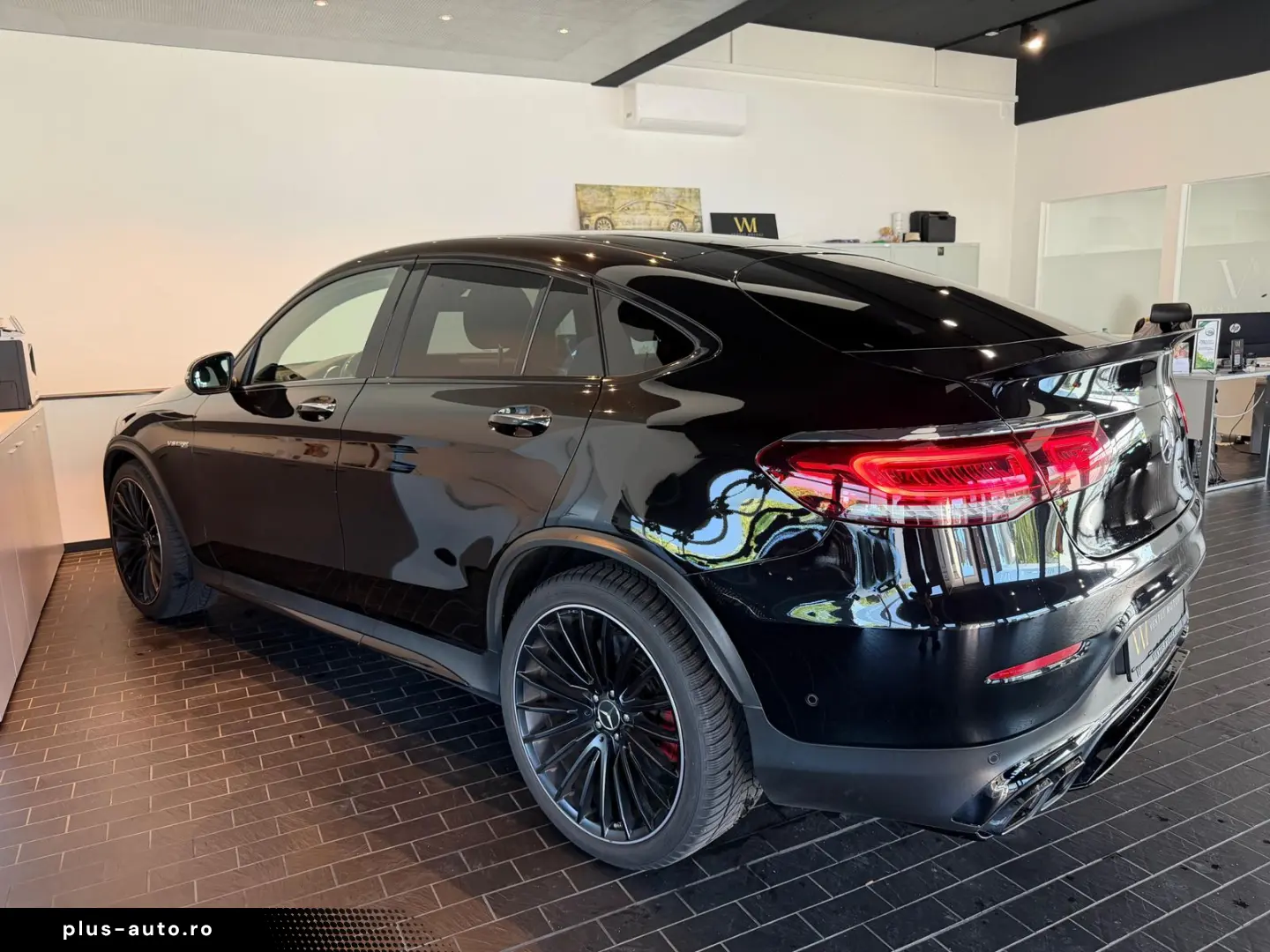 MERCEDES-BENZ GLC63 AMG   HUD Aero Burm Carbon Night