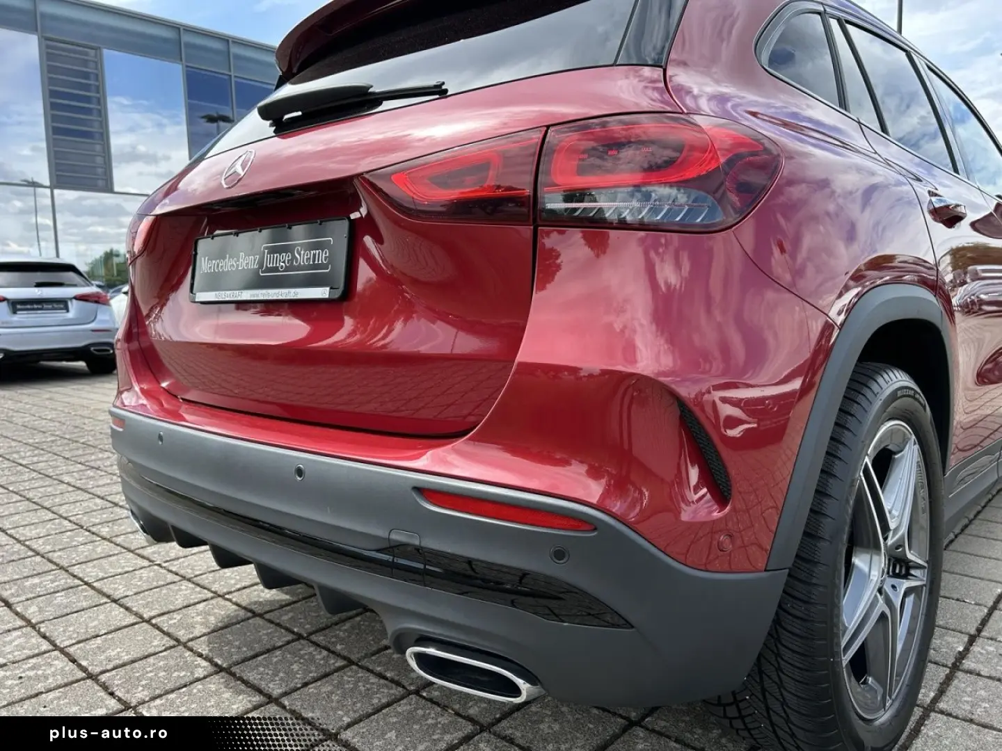 MERCEDES-BENZ GLA 250 4M AMG NIGHT FAHRASSIST MULTIBEAM 360