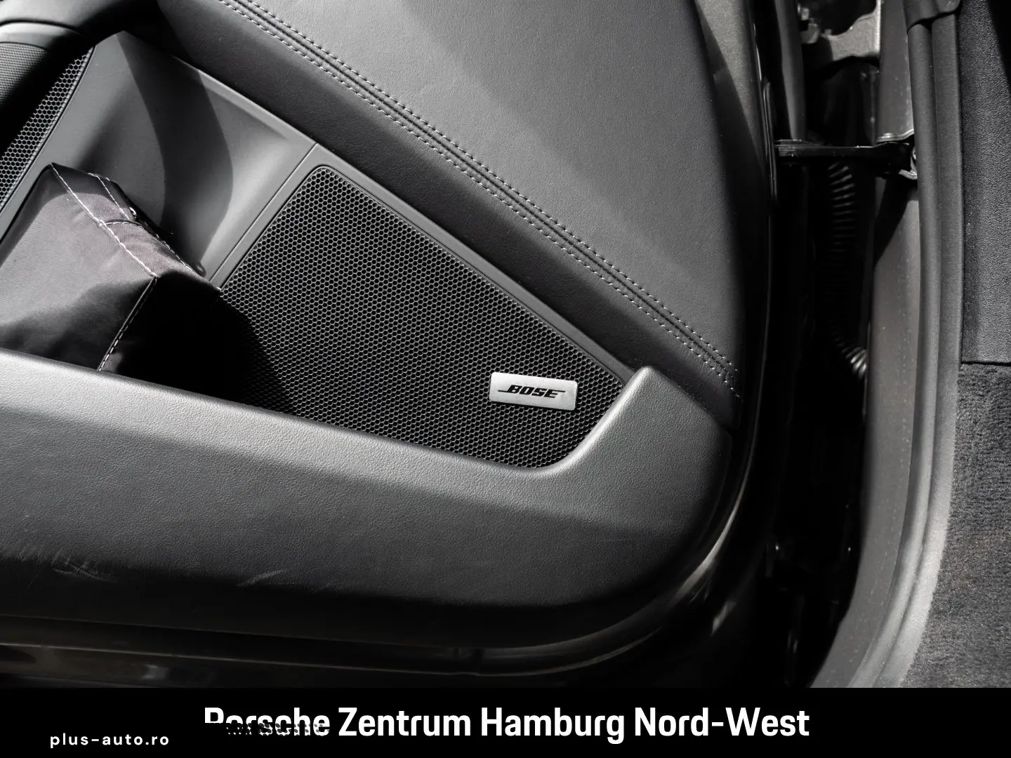 PORSCHE 992 (911) Carrera 4S Cabriolet BOSE SportDesign