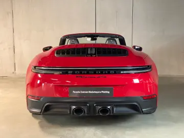 Porsche 992 (911) Carrera GTS Cabrio   Burmester