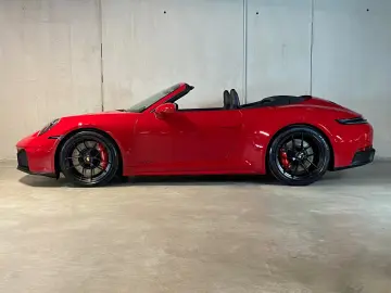 Porsche 992 (911) Carrera GTS Cabrio   Burmester