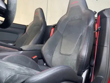 Porsche 992 (911) Carrera GTS Cabrio   Burmester