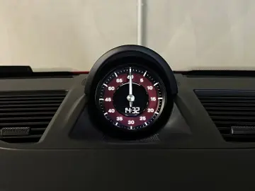 Porsche 992 (911) Carrera GTS Cabrio   Burmester