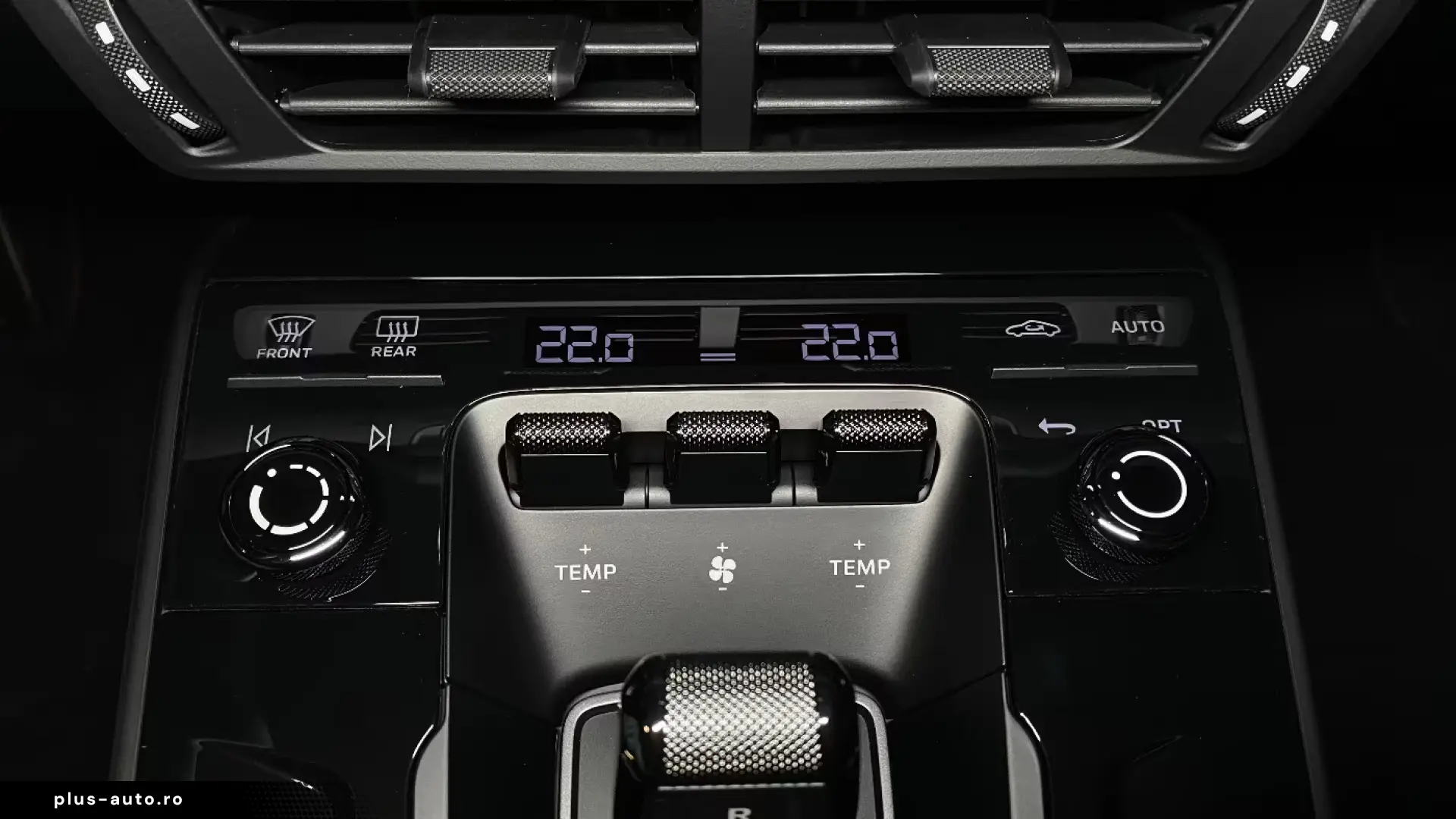 Porsche 992 (911) Carrera GTS Cabrio   Burmester