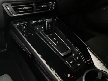 Porsche 992 (911) Carrera GTS Cabrio   Burmester
