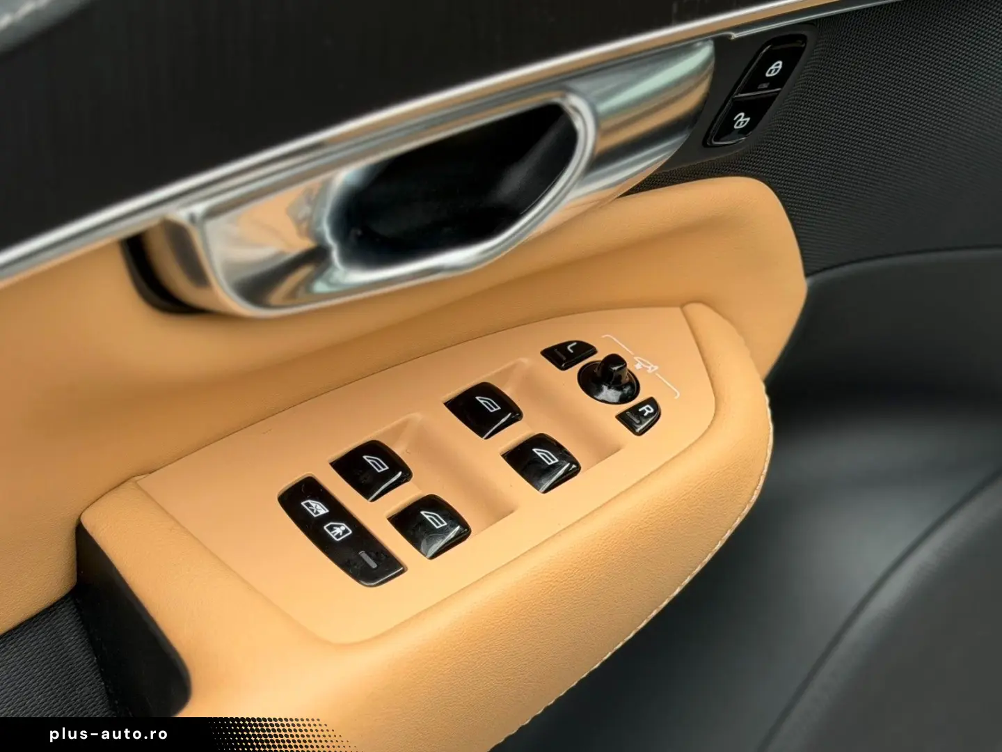 VOLVO XC90 T8 Ultimate Bright Recharge AWD