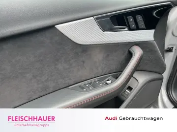 AUDI RS4 2.9 TFSI quattro Avant