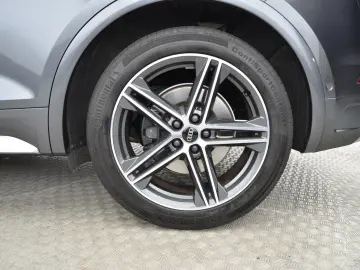AUDI SQ5 3.0l TDI 251kW quattro tiptronic B&O