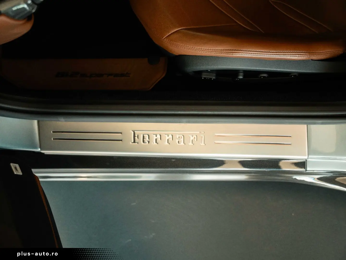 FERRARI 812 Superfast Carbon-Exterior HiFi-Premium Lift