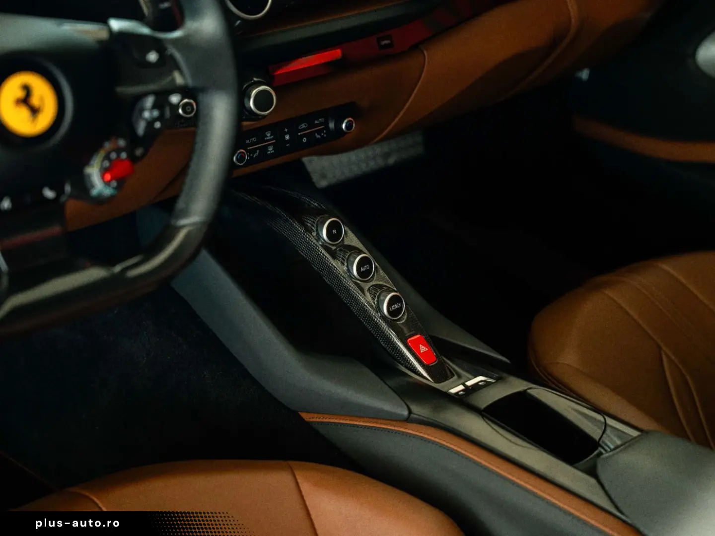 FERRARI 812 Superfast Carbon-Exterior HiFi-Premium Lift
