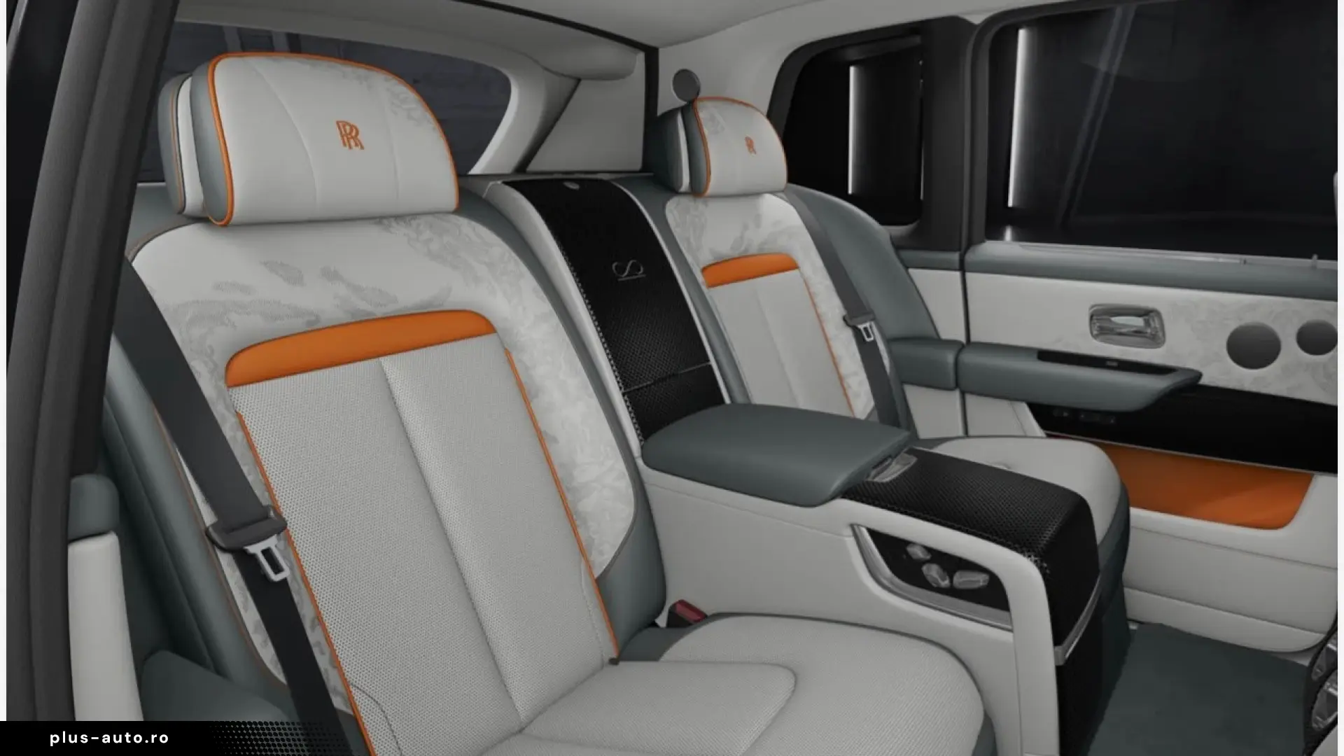 Rolls Royce Cullinan Black Badge! Disponibila rapid!