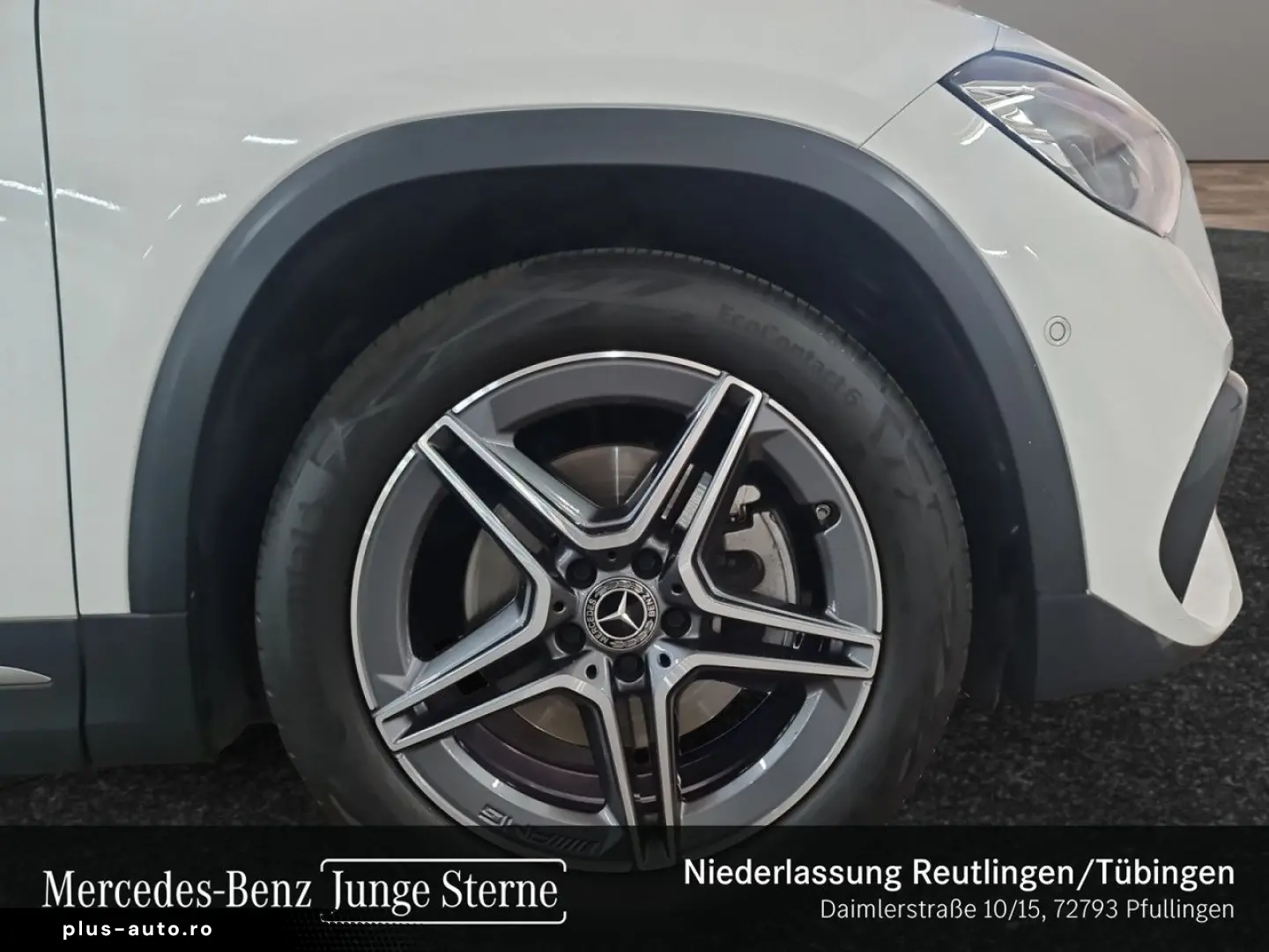 MERCEDES-BENZ GLA 250 4M AMG Dist Pano Mbeam AHK 360  Keyl