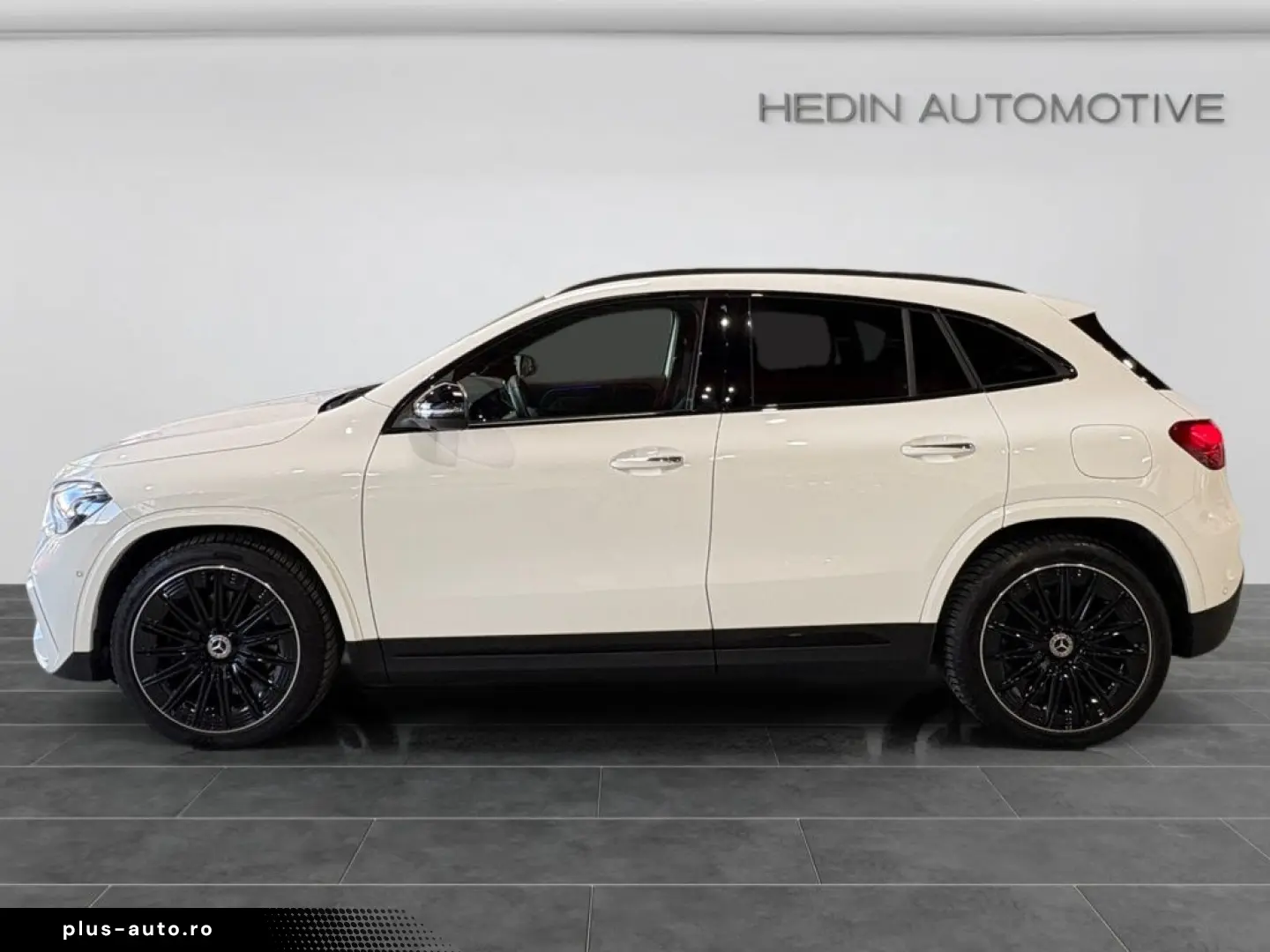 MERCEDES-BENZ GLA 220 4M AMG MBEAM BURM NIGHT DISTR SHZ AMBI