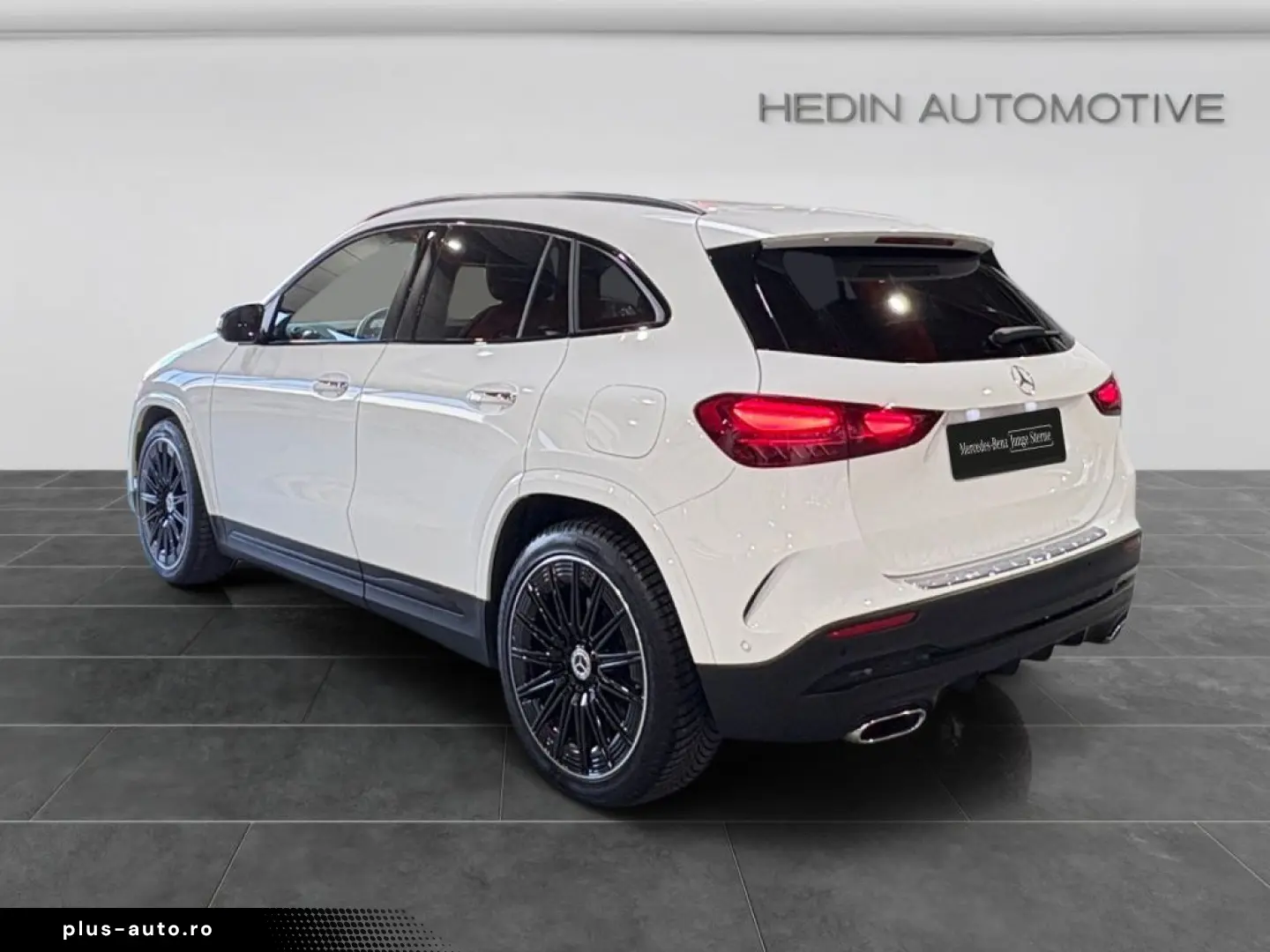 MERCEDES-BENZ GLA 220 4M AMG MBEAM BURM NIGHT DISTR SHZ AMBI