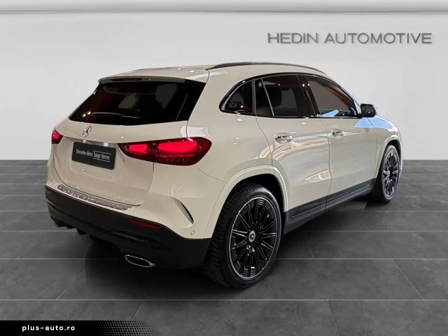 MERCEDES-BENZ GLA 220 4M AMG MBEAM BURM NIGHT DISTR SHZ AMBI