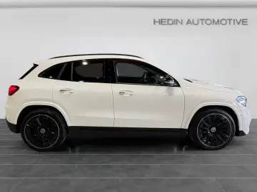 MERCEDES-BENZ GLA 220 4M AMG MBEAM BURM NIGHT DISTR SHZ AMBI