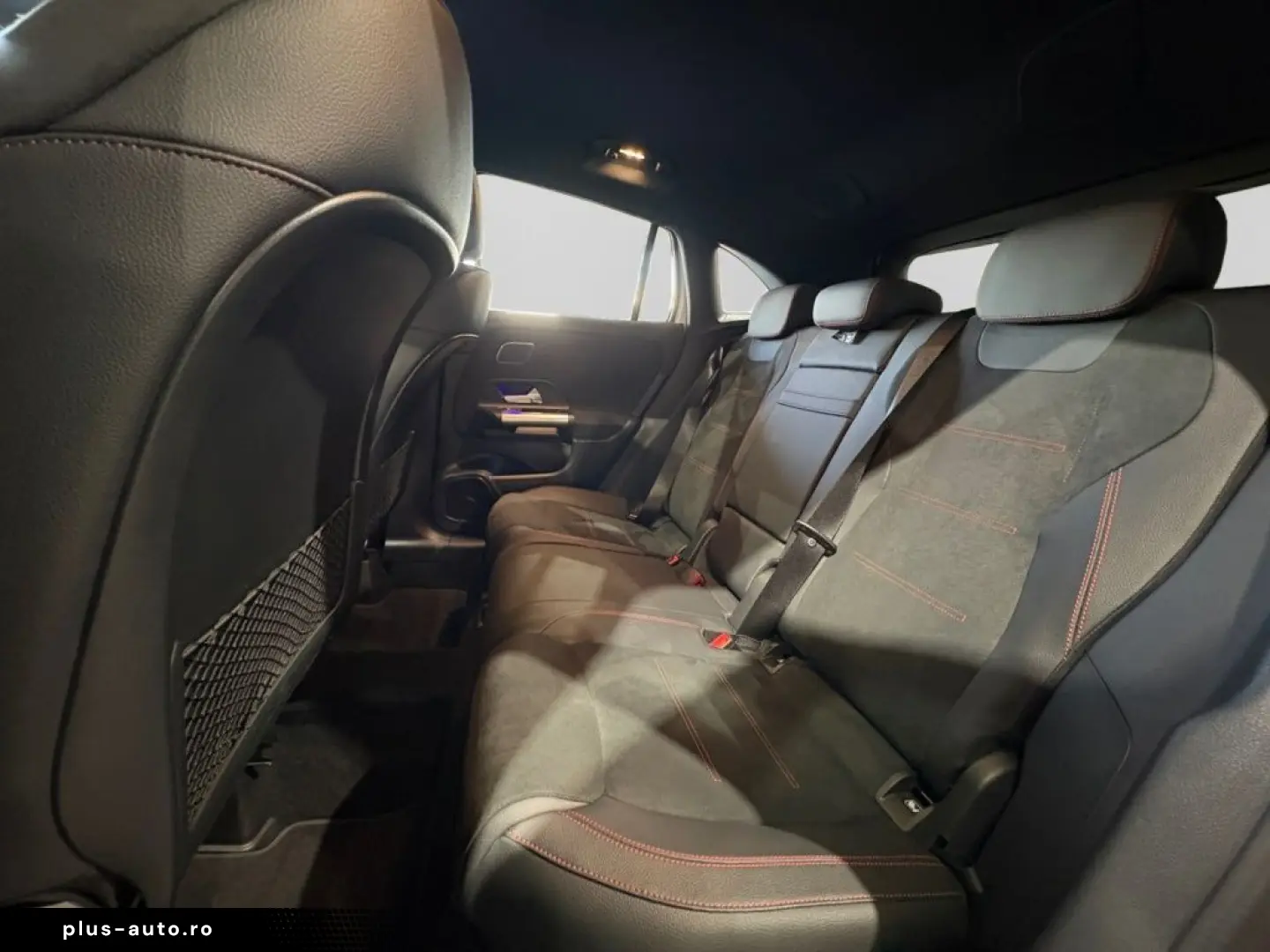 MERCEDES-BENZ GLA 220 4M AMG MBEAM BURM NIGHT DISTR SHZ AMBI