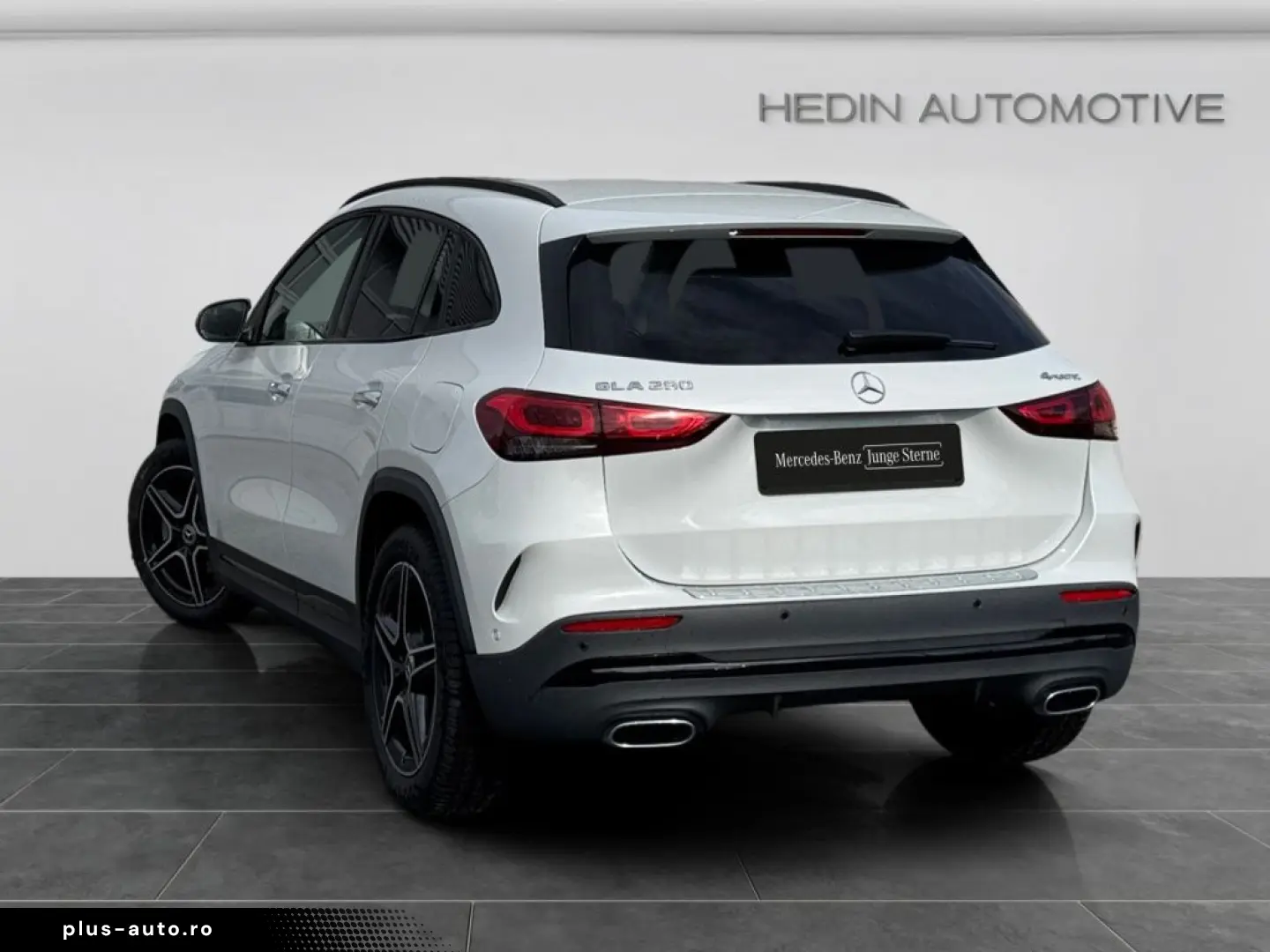 MERCEDES-BENZ GLA 2023 — imagine 3