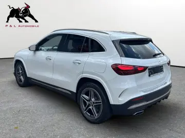 MERCEDES-BENZ GLA 250 4M AMG line MultibeamLED 360  Memory