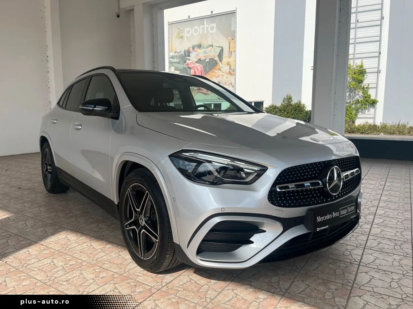 MERCEDES-BENZ GLA 220 4M AMG Line Pano.-Dach Memory &hellip;