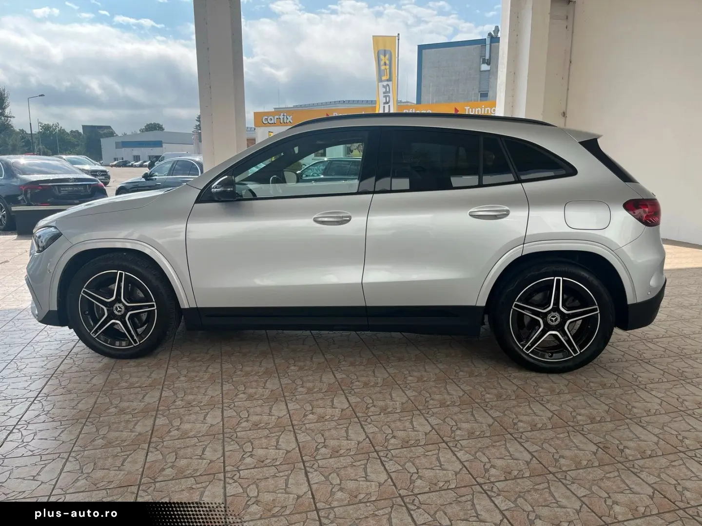 MERCEDES-BENZ GLA 220 4M AMG Line Pano.-Dach Memory &hellip;