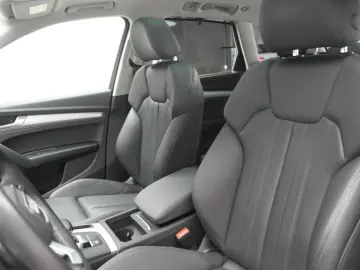 AUDI Q5 40 TDI quattro S tronic Leder Temp Kamera Pan