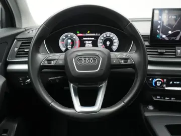 AUDI Q5 40 TDI quattro S tronic Leder Temp Kamera Pan