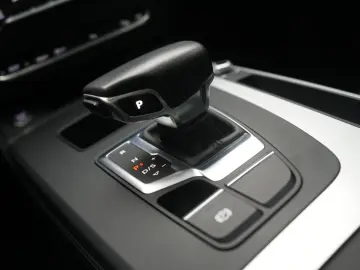 AUDI Q5 40 TDI quattro S tronic Leder Temp Kamera Pan