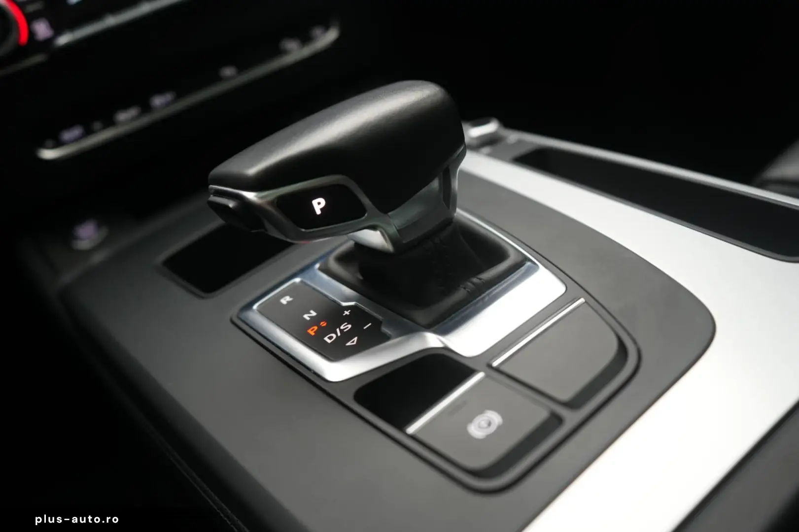 AUDI Q5 40 TDI quattro S tronic Leder Temp Kamera Pan