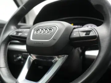 AUDI Q5 40 TDI quattro S tronic Leder Temp Kamera Pan