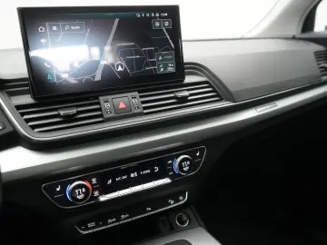 AUDI Q5 40 TDI quattro S tronic Leder Temp Kamera Pan