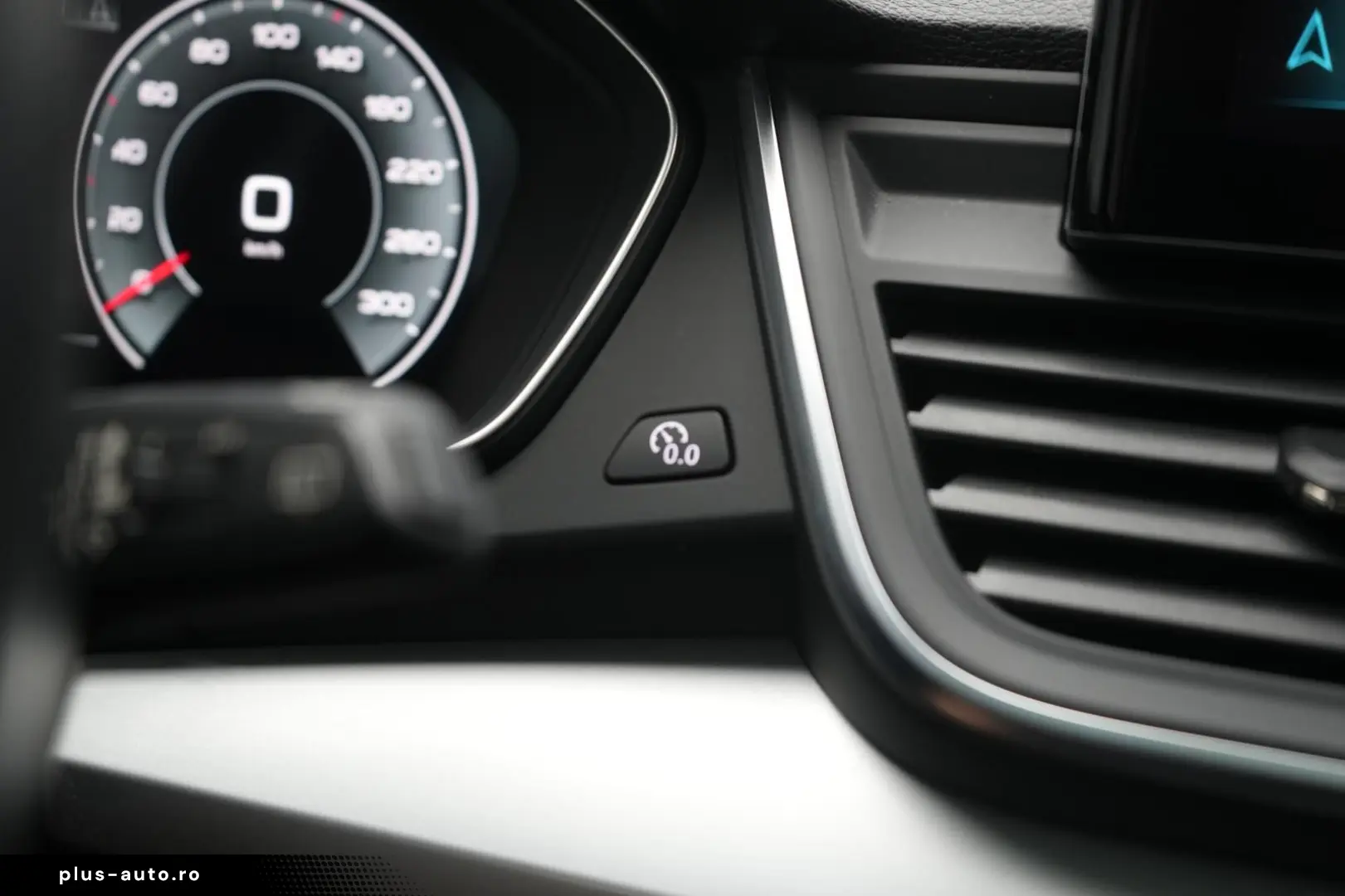 AUDI Q5 40 TDI quattro S tronic Leder Temp Kamera Pan