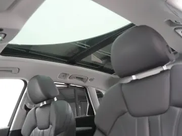 AUDI Q5 40 TDI quattro S tronic Leder Temp Kamera Pan