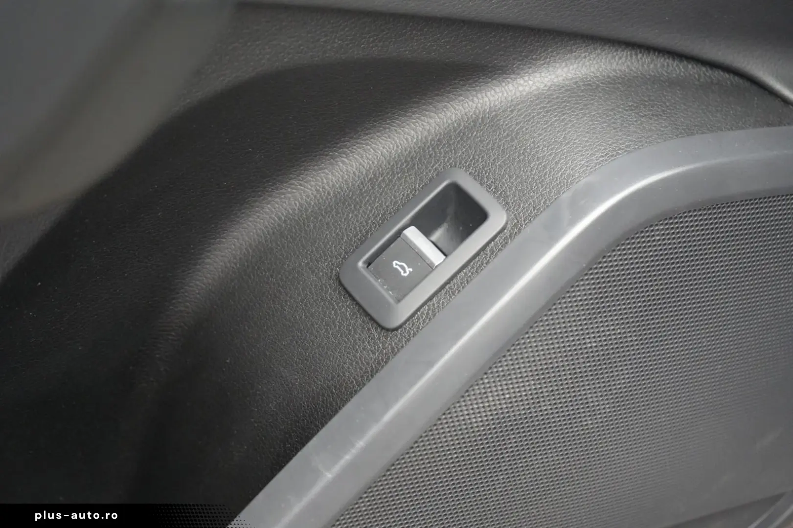 AUDI Q5 40 TDI quattro S tronic Leder Temp Kamera Pan