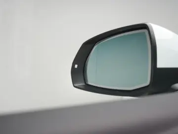 AUDI Q5 40 TDI quattro S tronic Leder Temp Kamera Pan