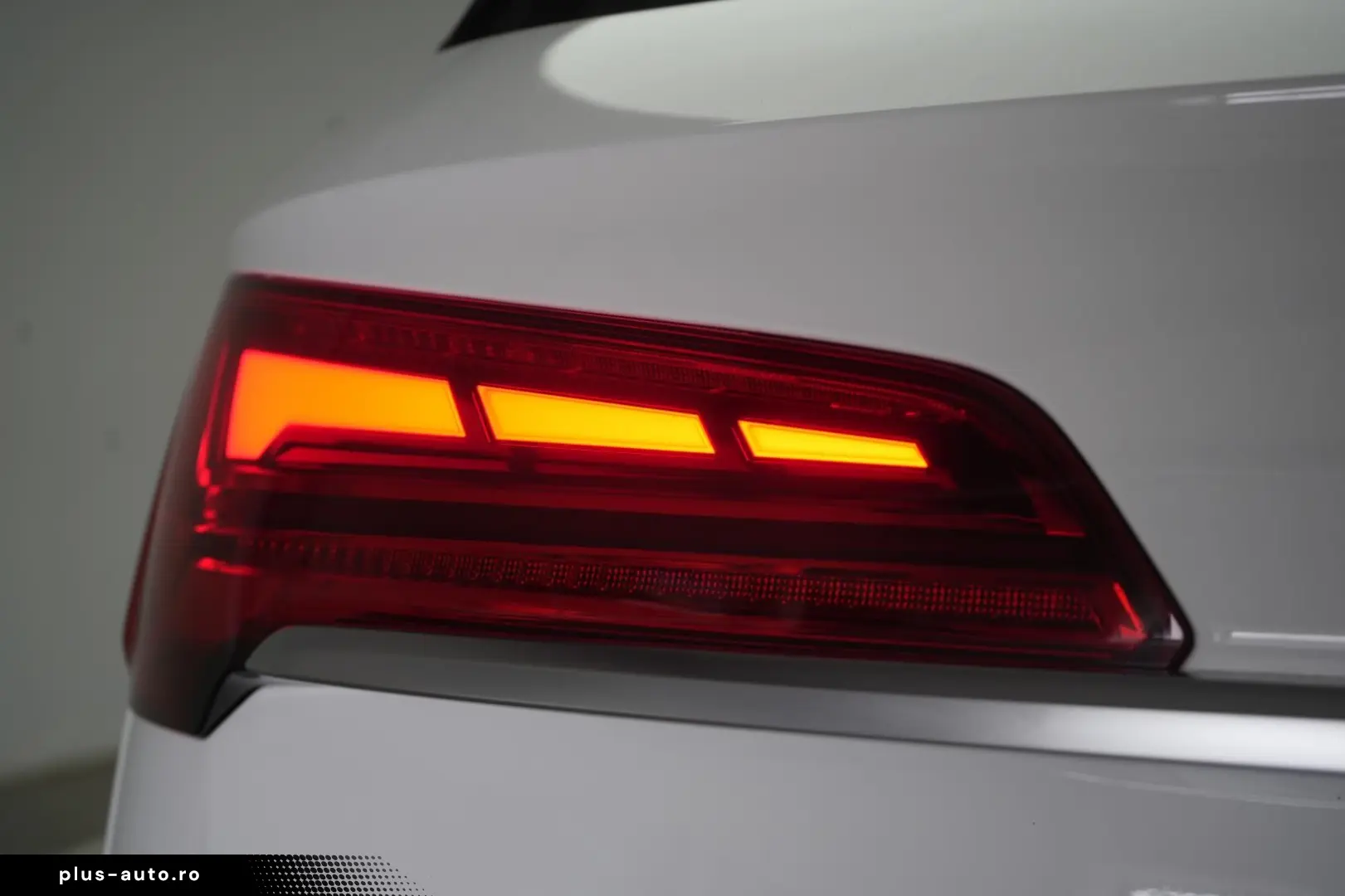 AUDI Q5 40 TDI quattro S tronic Leder Temp Kamera Pan